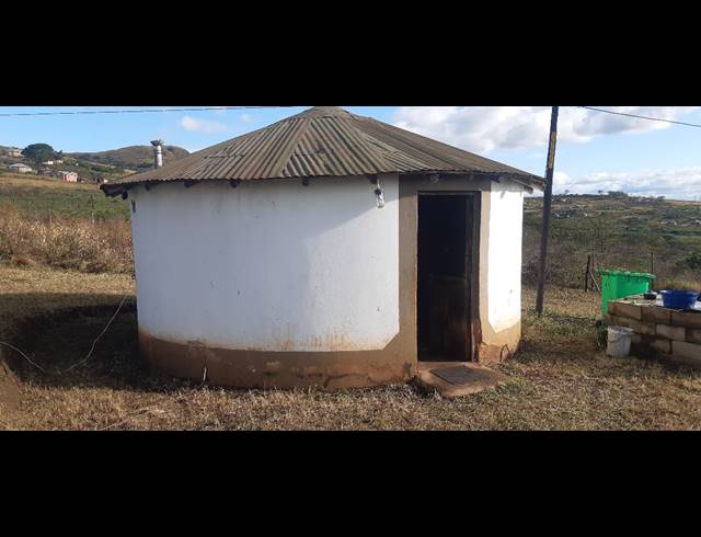 2 BEDROOM HOUSE FOR SALE IN NKUNZEMPUNGA